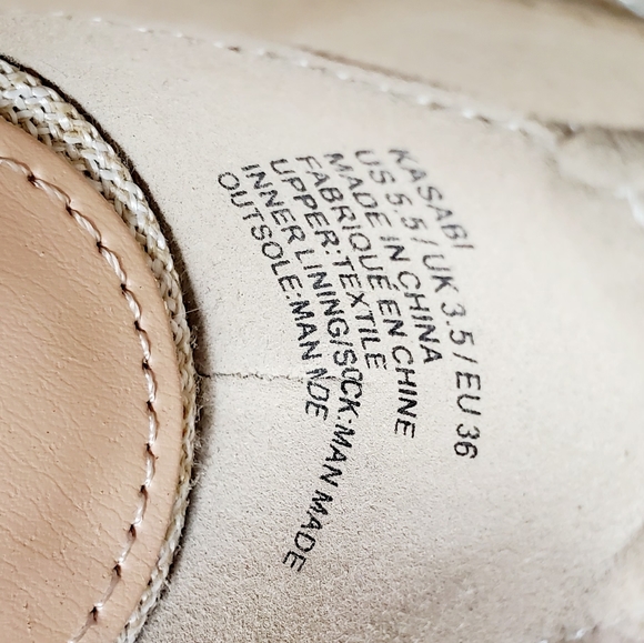 Justfab Kasabi Striped Wedge
Sz. 5.5 - Picture 9 of 13